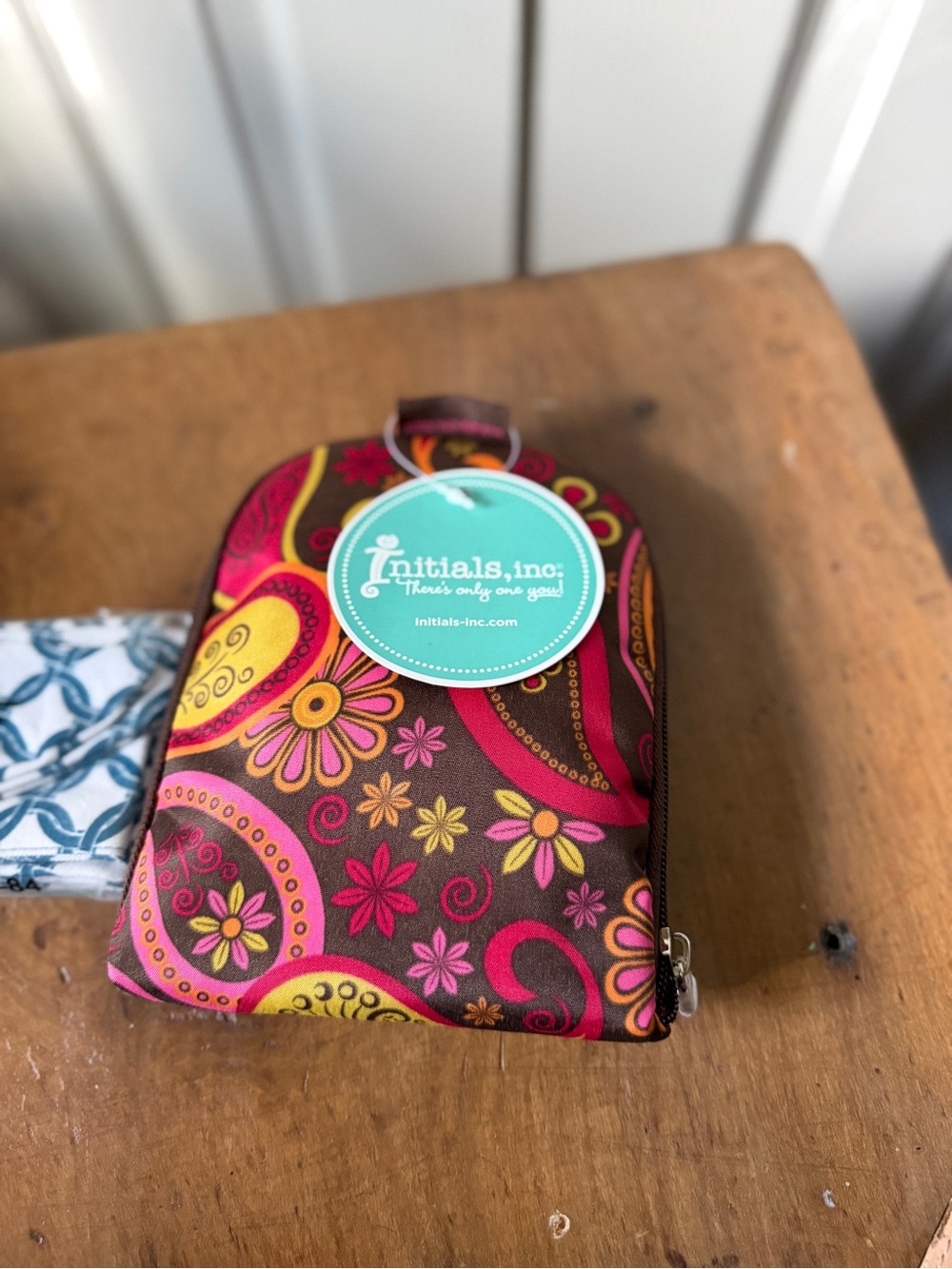 Initials, Inc. Brown Floral Paisley Pop Zip around Bag and Sassy Sash